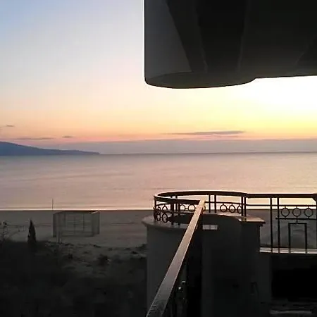Hotel Golden Rainbow Vip