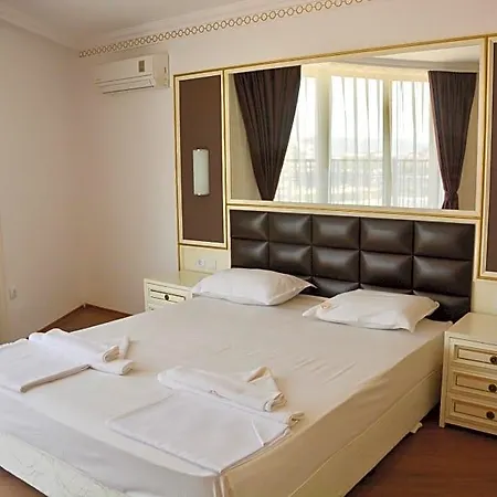 Golden Rainbow Vip Szálloda Neszebar